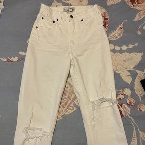 Abercrombie & Fitch Curve Love High Rise Mom Jean White, Size 23L